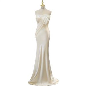 Brand new  mermaid bridal dress/ evening gowns